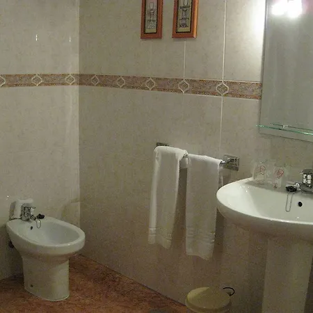 Plaza San Sebastian Hotel